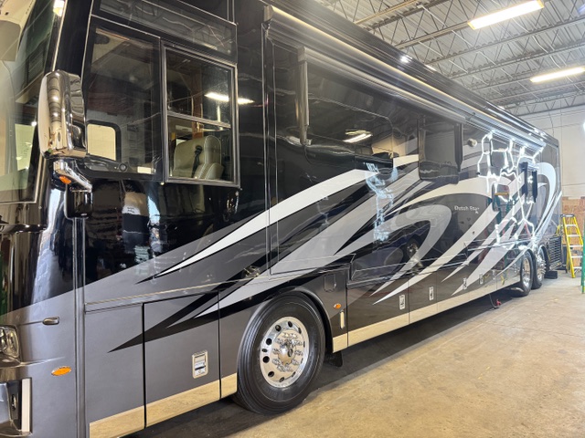 Diesel pusher motorhome showing exterior wear